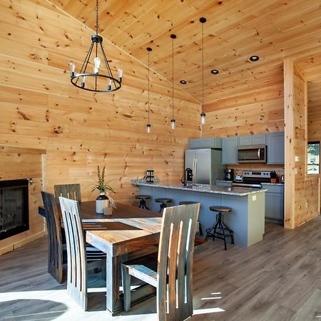 Brand New Build Cozy Cottage With Mountain View Gatlinburg Eksteriør bilde