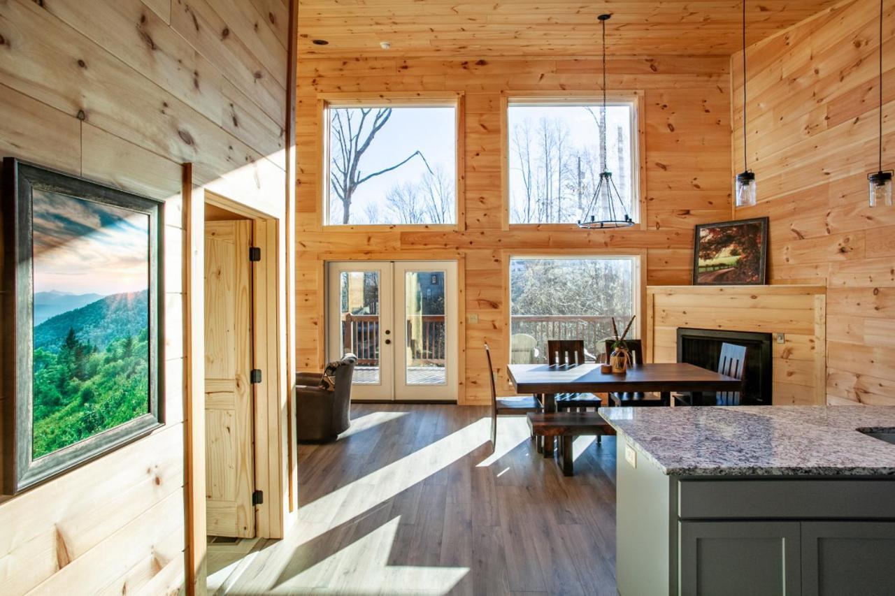 Brand New Build Cozy Cottage With Mountain View Gatlinburg Eksteriør bilde