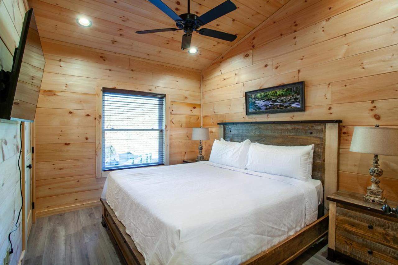 Brand New Build Cozy Cottage With Mountain View Gatlinburg Eksteriør bilde